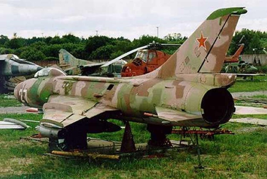 Су-7 самолет