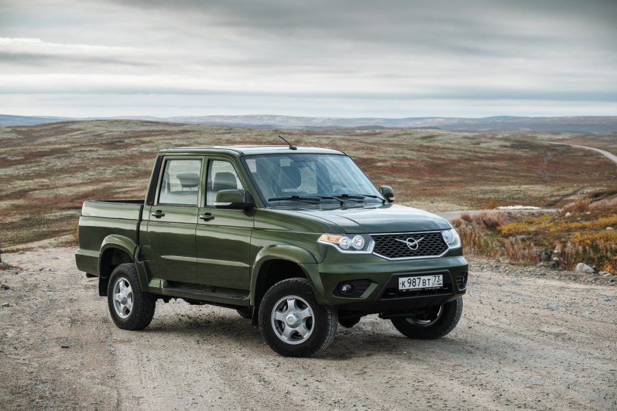 УАЗ бортовой 4x4