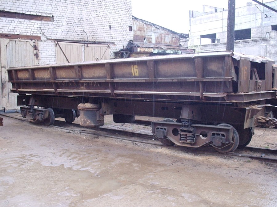 Узкоколейный думпкар модель 47-642