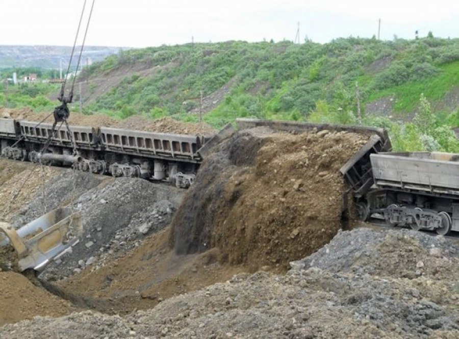 Разгрузка думпкара
