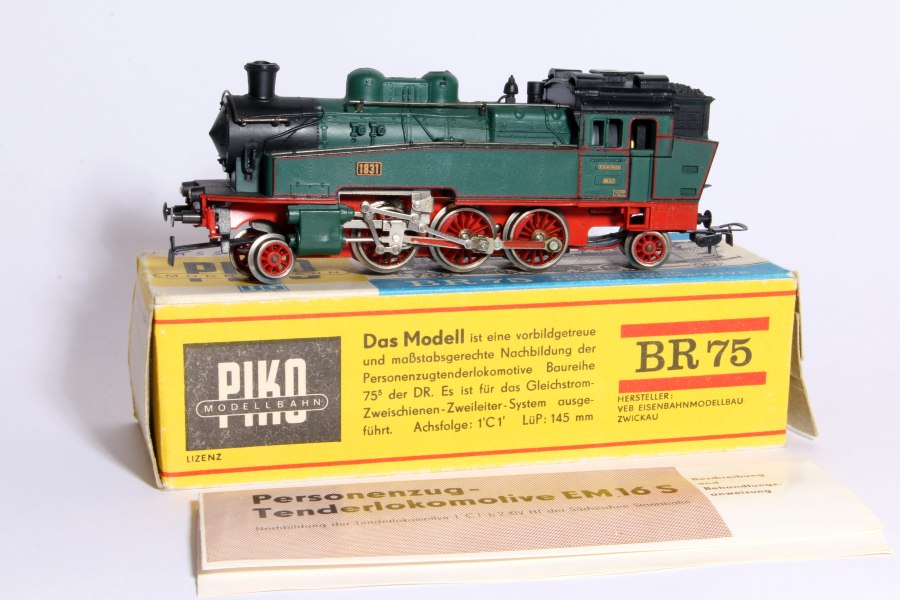 Модели Паровозов Piko