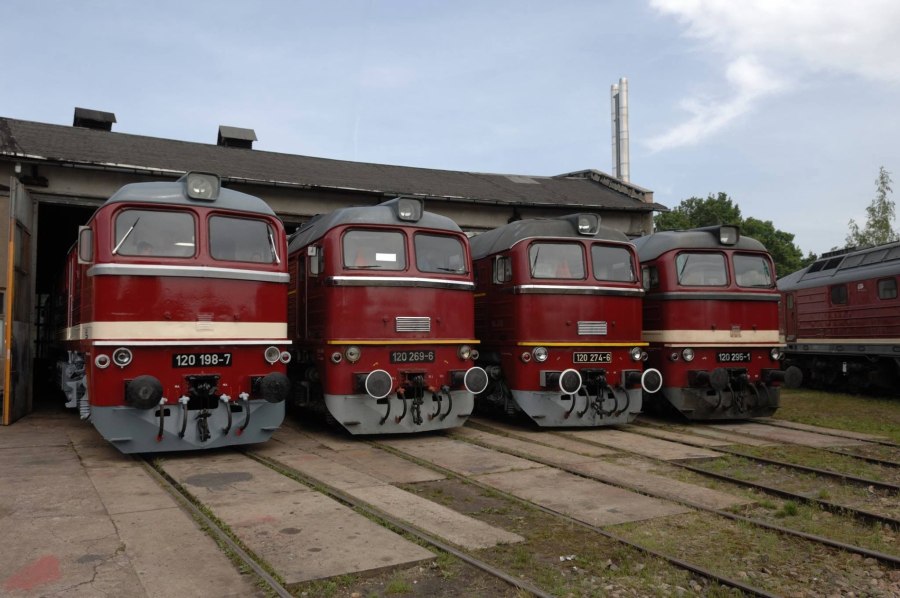 Br 120 тепловоз