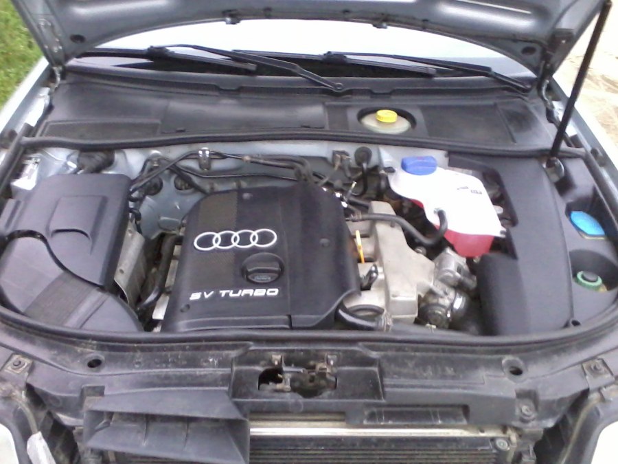 Ауди а6 с4 1.8 125л.с подкапотка