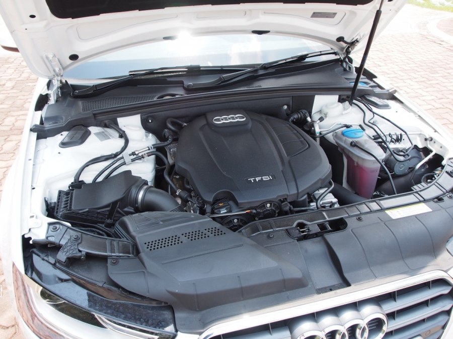Audi a4 b8 под капотом
