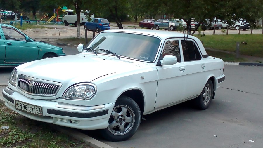 ГАЗ 31105 белая 2004