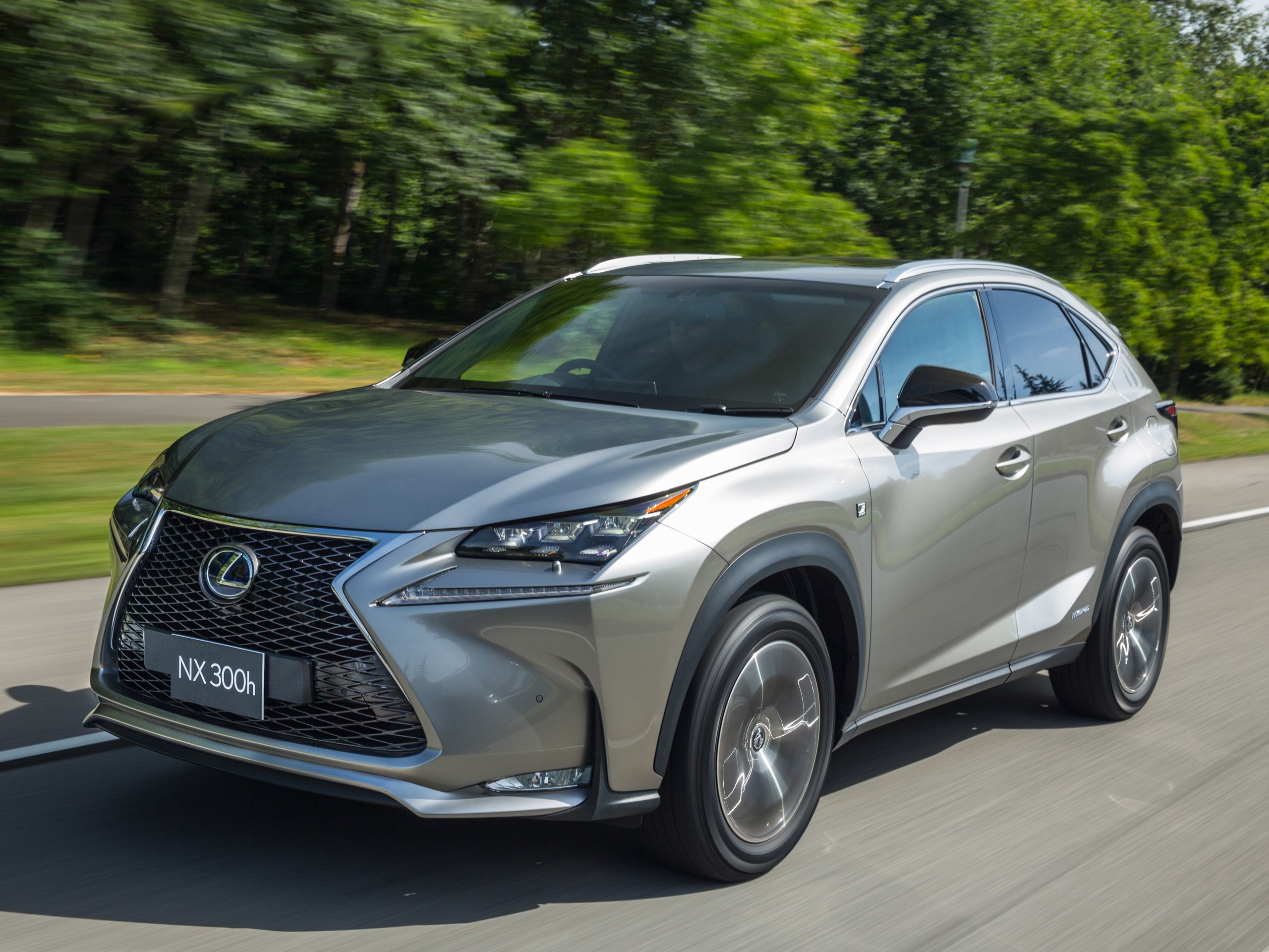 Nx гибрид. Лексус НХ 300h. Lexus nx300 Hybrid. Новый Лексус NX 300 2022. Lexus nx300 2022.