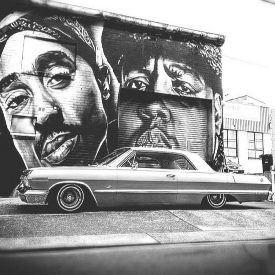 2pac в машине