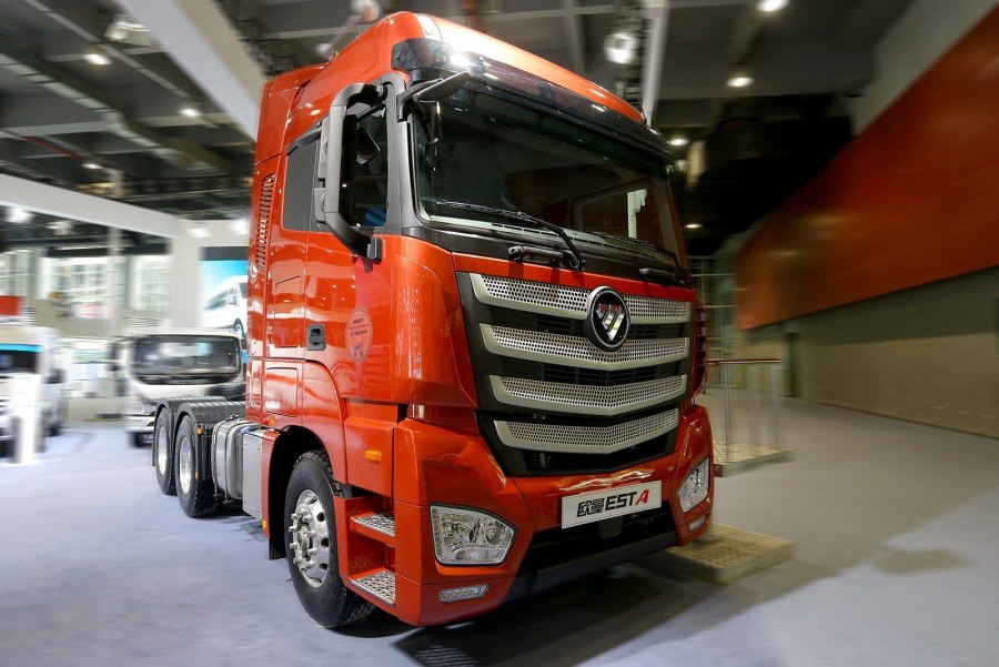 Грузовики foton Auman 2020