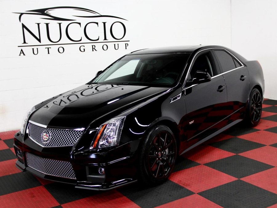 Кадиллак CTS V 2013