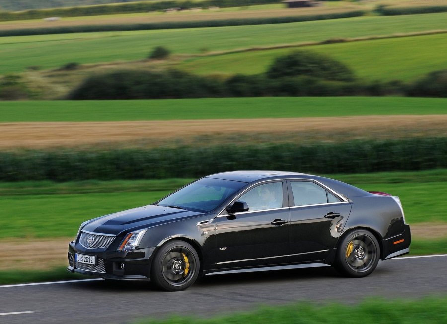 Cadillac CTS 2