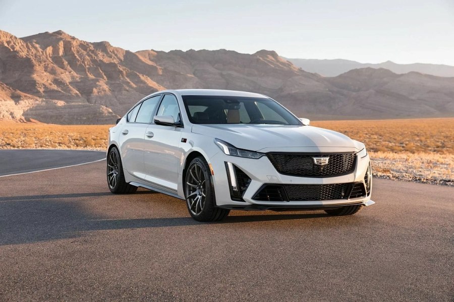Кадиллак CTS-V 2022