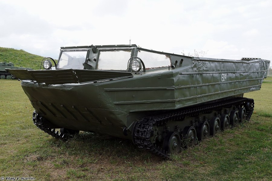 К-61 Транспортер к61 плавающий гусеничный вездеход