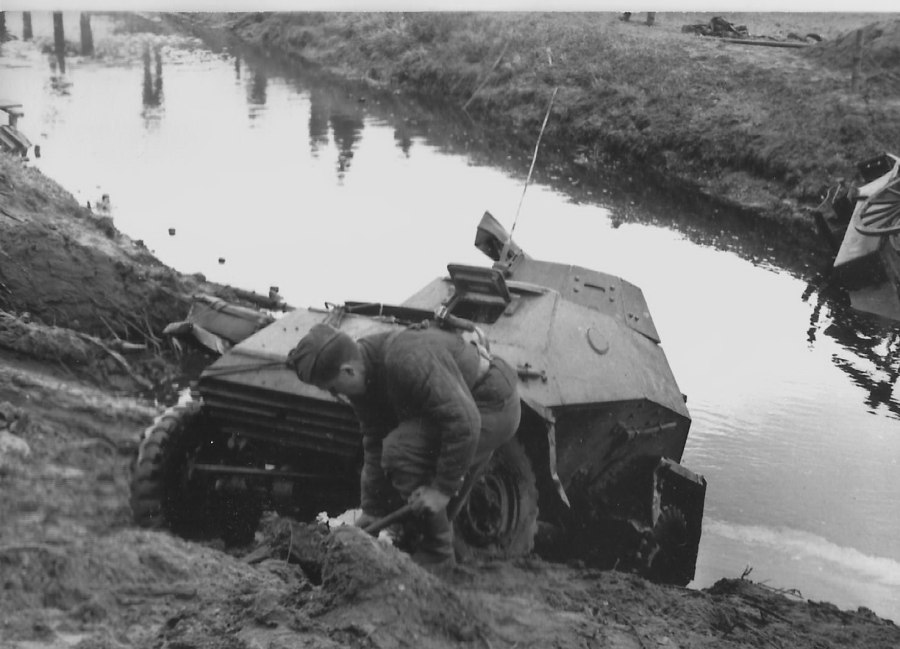 Ба-64 бронеавтомобиль