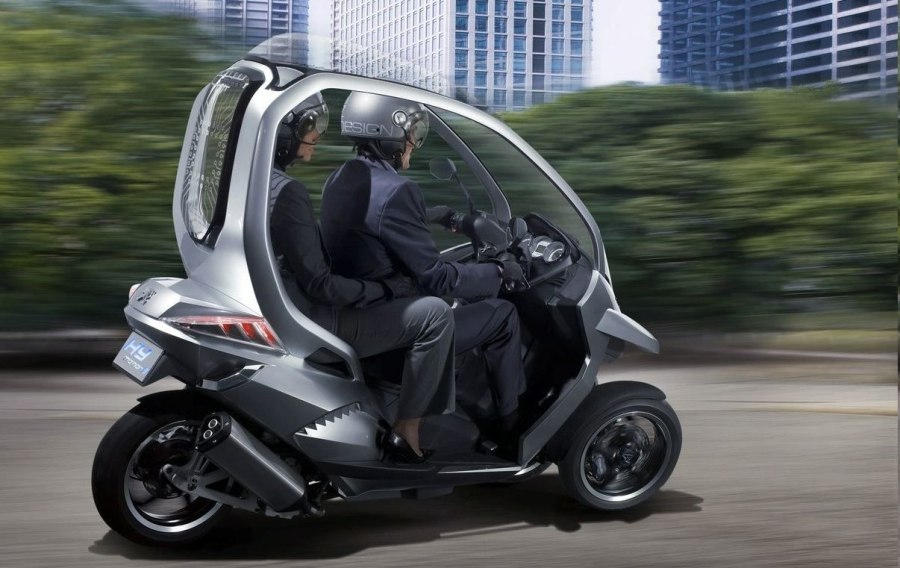 Peugeot трёхколёсный скутер
