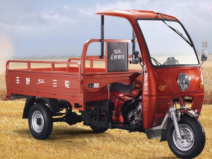 Piaggio 3 колесный с кабиной