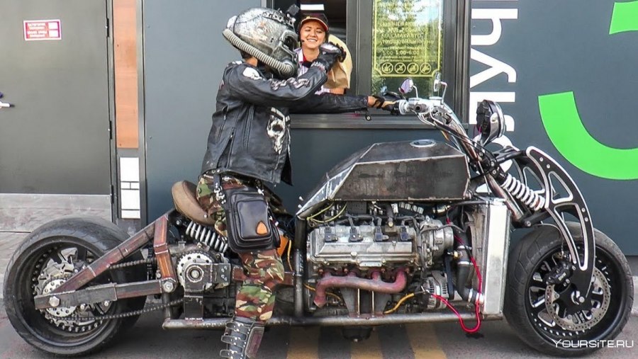 Мотоцикл Урал с v8
