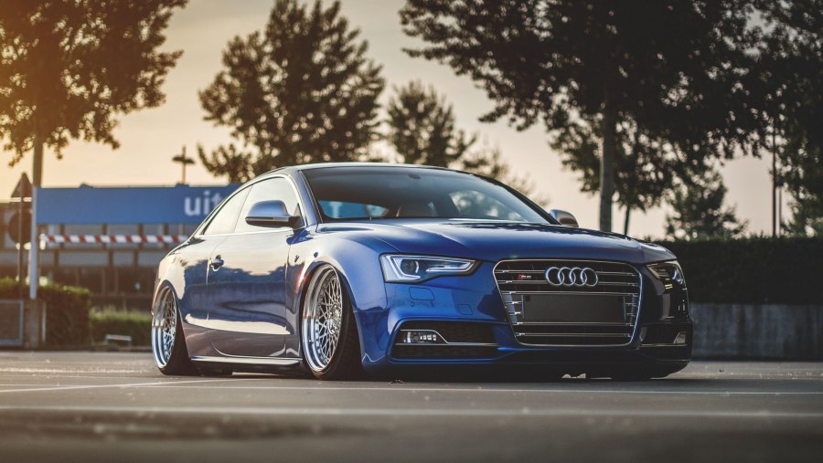 Audi s5 стэнс