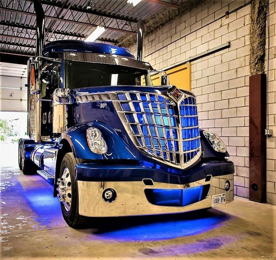 International Lonestar Trucks Custom