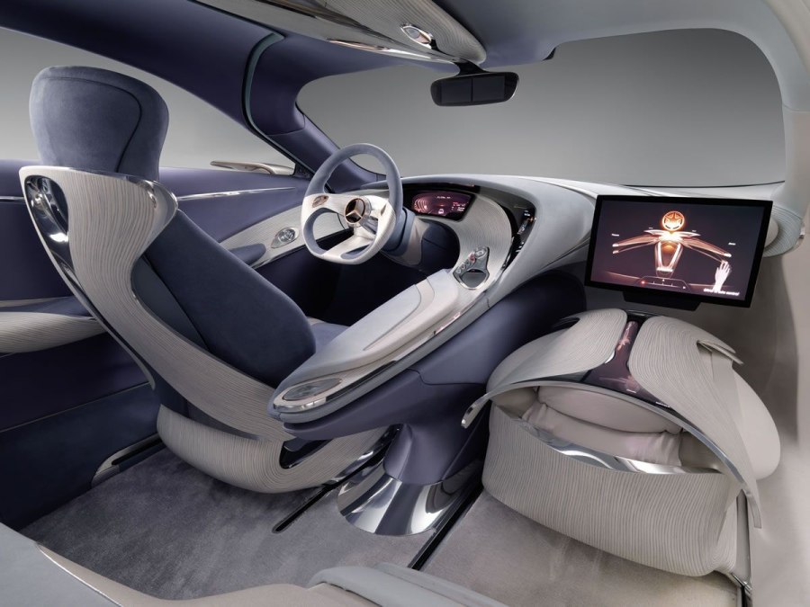 Mercedes Benz f800 Interior