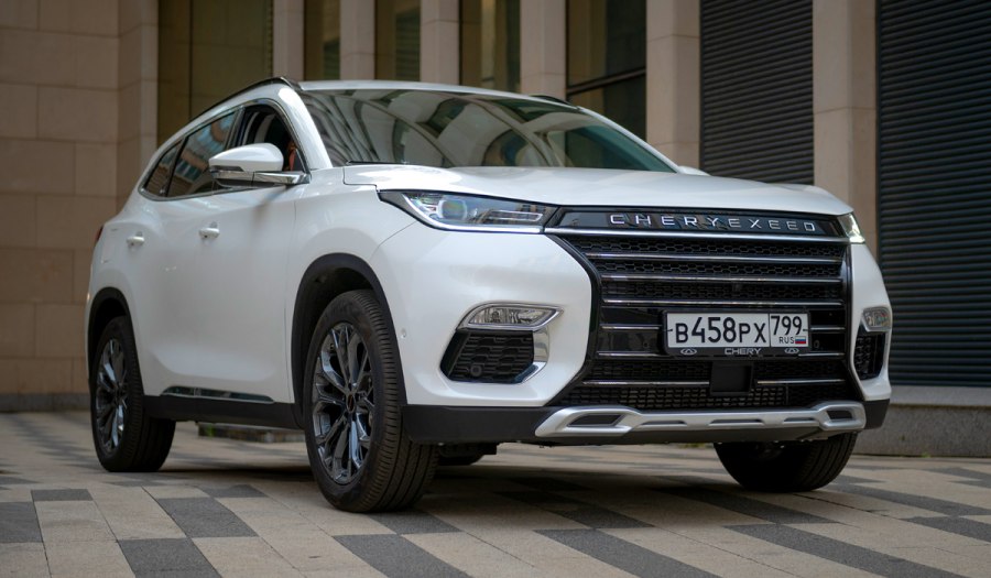 Китайский кроссовер Chery Exeed TXL, 2020