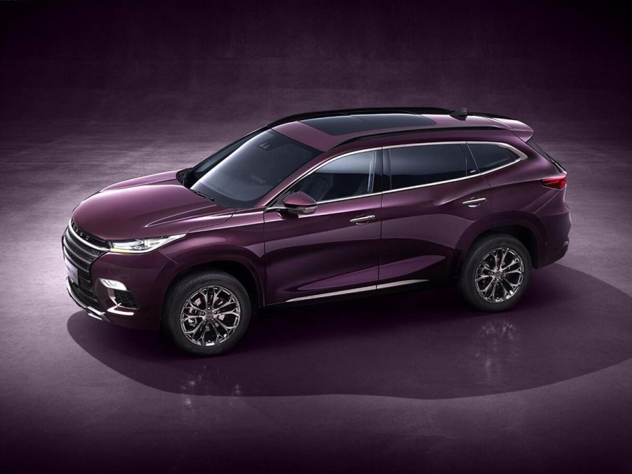 Китайский кроссовер Chery Exeed TXL, 2020