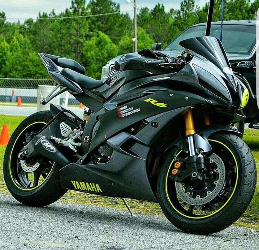 BMW r6 Sportbike