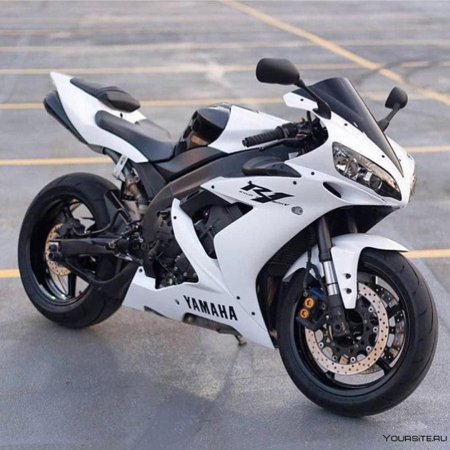 Спортивный мотоцикл Yamaha YZF-r1