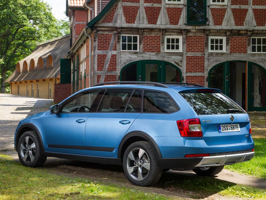 Skoda Octavia Scout универсал