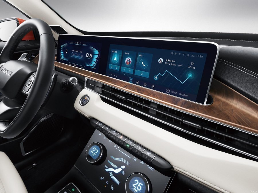 Chery Exeed VX 2021 интерьер