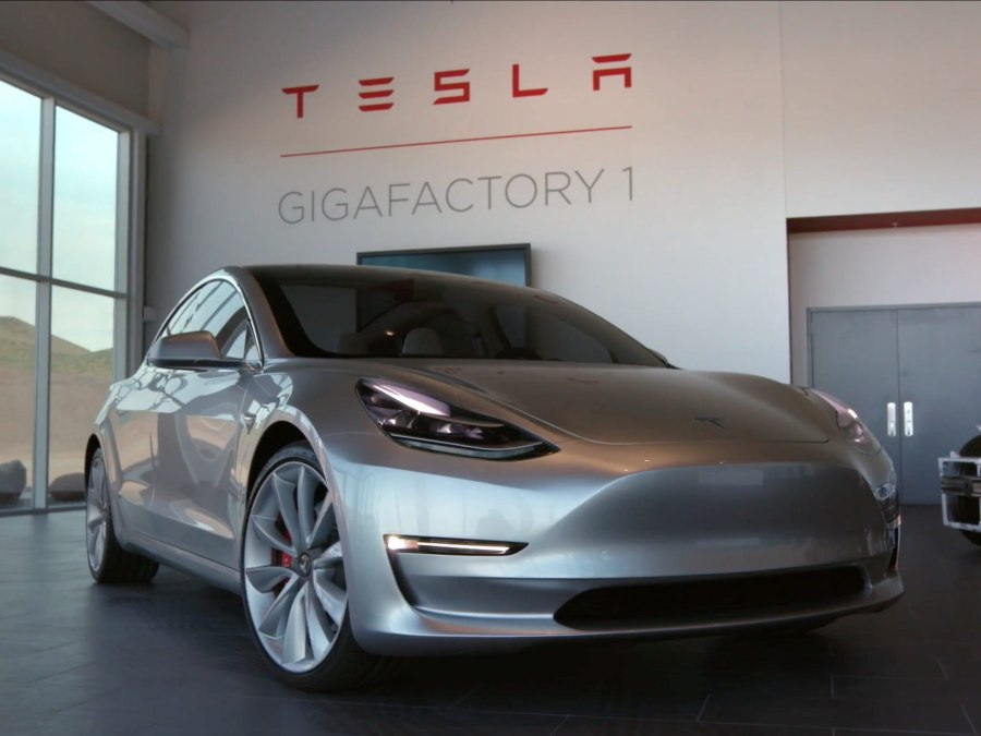 Электромобиль Tesla model s