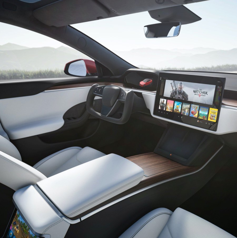 Tesla model s Plaid 2021