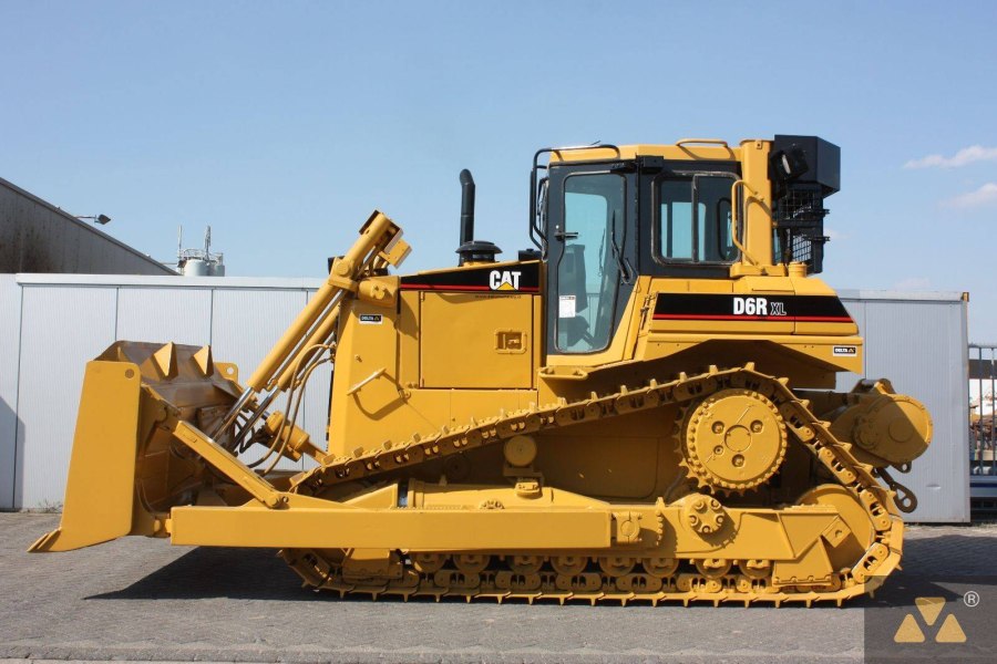 Бульдозер Caterpillar d6