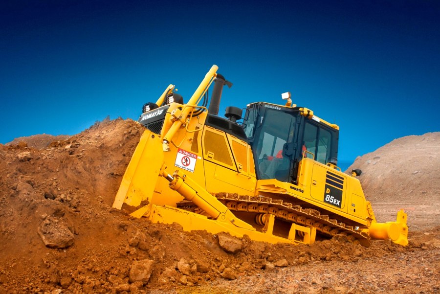 Komatsu d85ex-18
