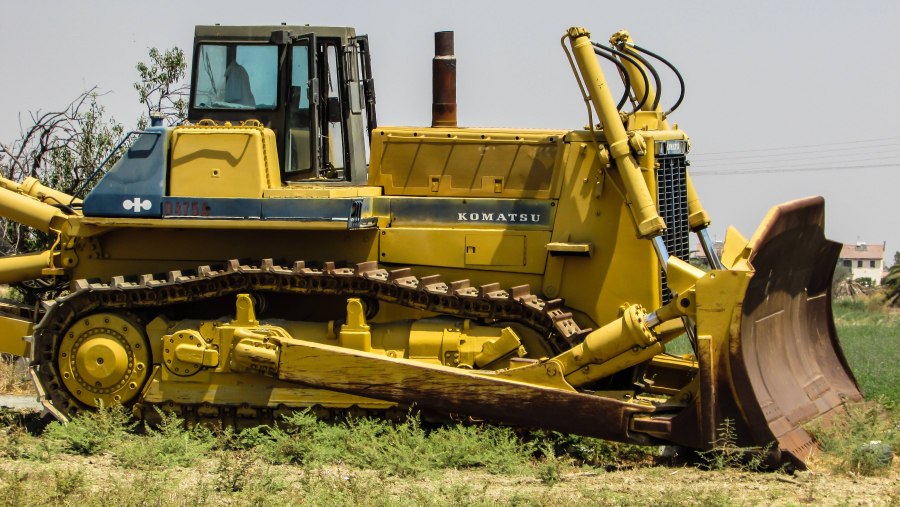 Бульдозер Komatsu 20