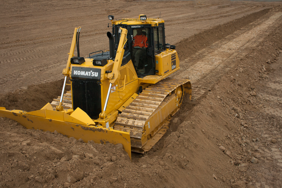 Гусеничный бульдозер Komatsu