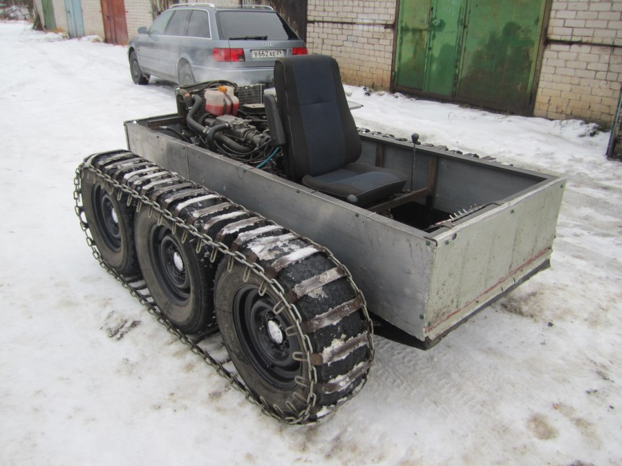 Гусеничный вездеход стелс