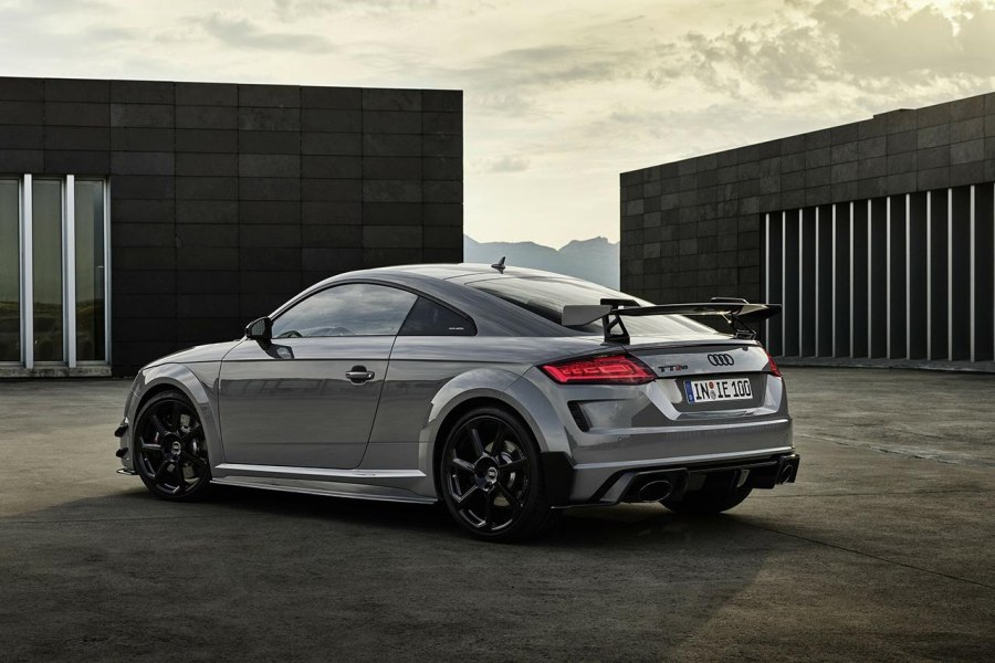 Audi TT Coupe с винилами