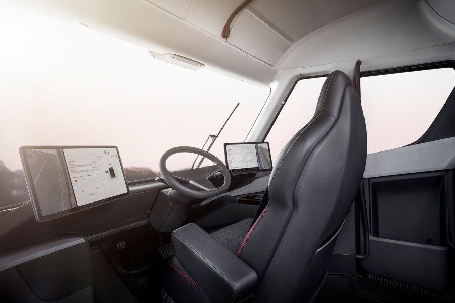 Грузовой автомобиль Tesla