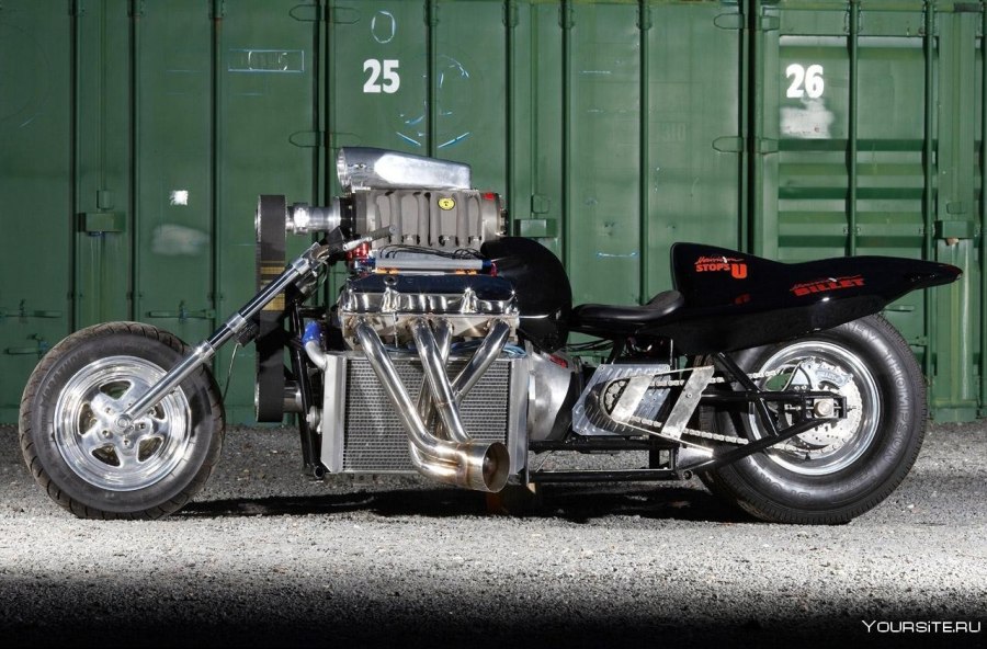 Boss Hoss 8.2 л