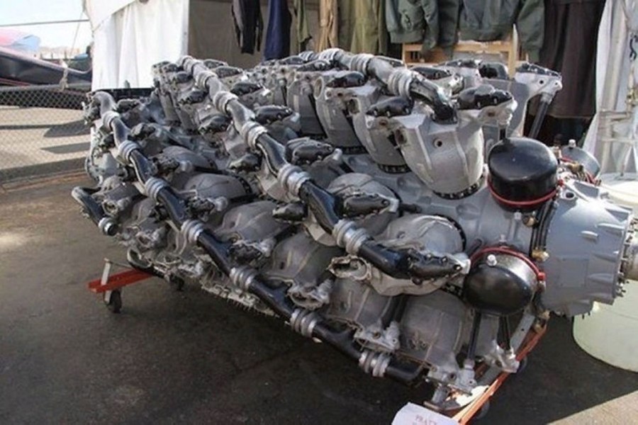 64 Цилиндровый двигатель Pratt & Whitney