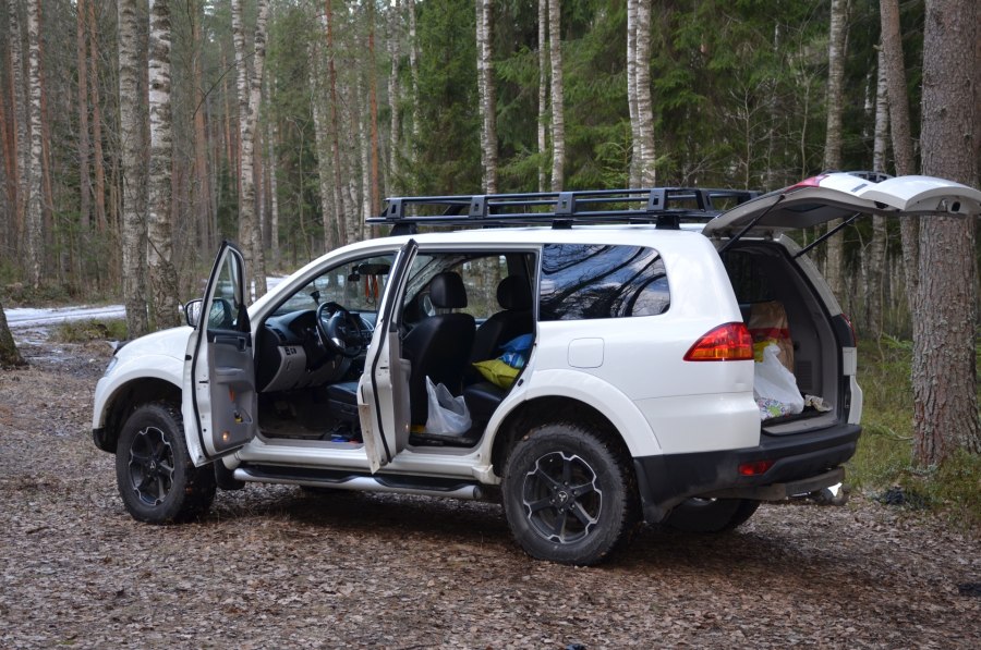 Mitsubishi Pajero Sport 2 багажник