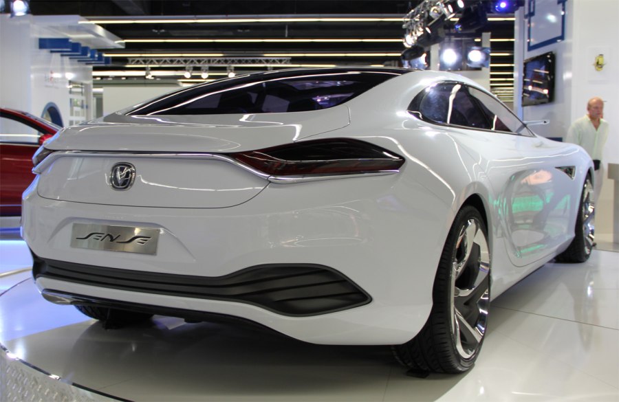 Китайская машина Акура 2022