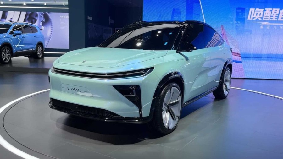 Джили китайский автомобиль 2022