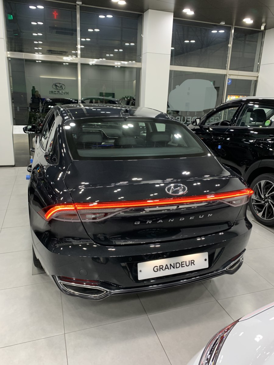 Hyundai Grandeur 2022