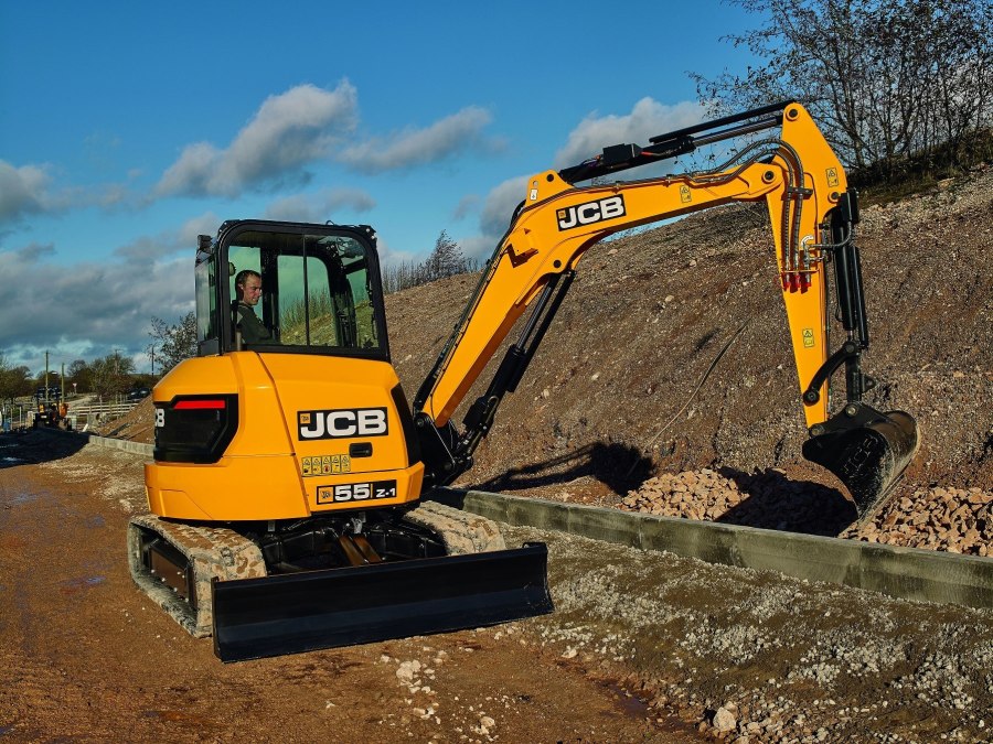 Мини-экскаватор «JCB 8026cts