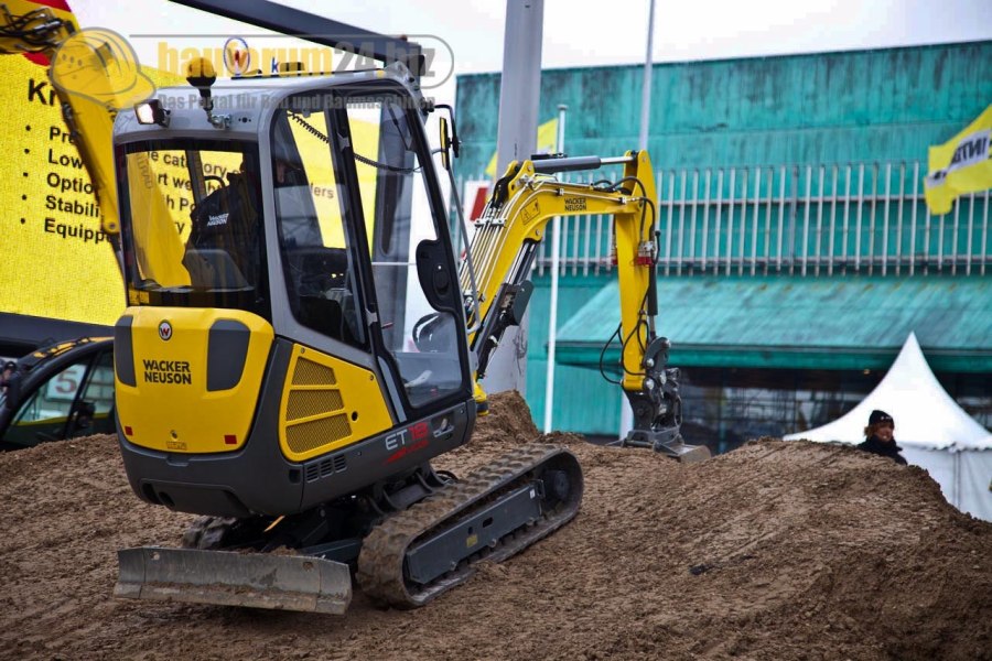 5. Мини экскаватор Wacker Neuson