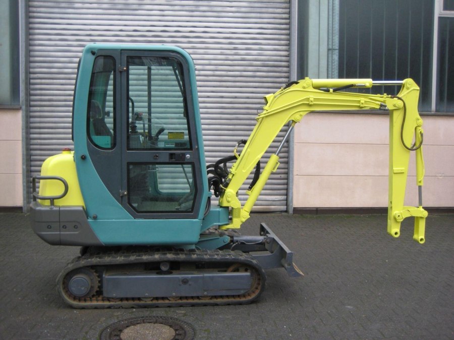 Мини экскаватор Yanmar b 035