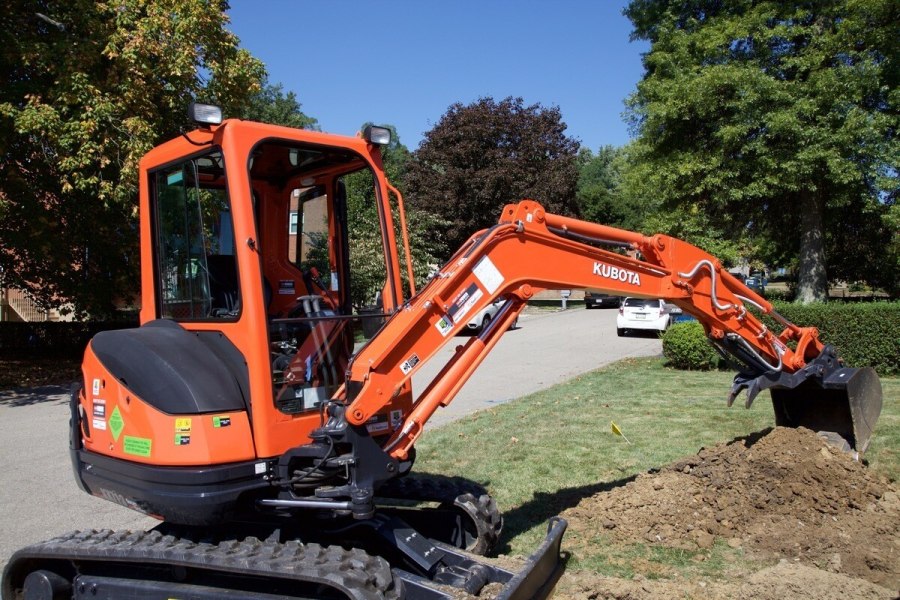Мини экскаватор TOPTEC 2500e