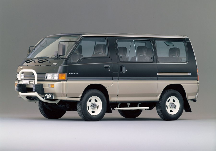 Мицубиси Delica (l300)