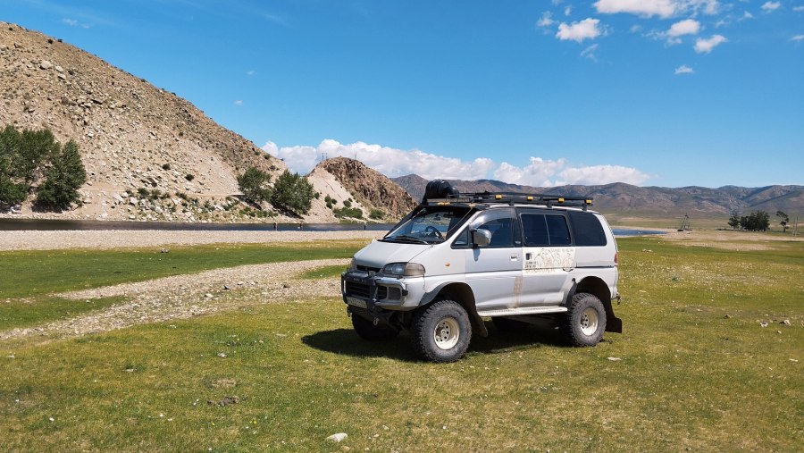 Mitsubishi l300 Делика